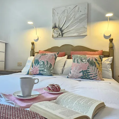 New Ocean Symphony With Terrace, Cristianos, Tenerife * Arona